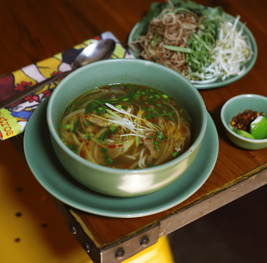 You are currently viewing Phở: A Symphony of Flavors, A Tapestry of Vietnamese Culture