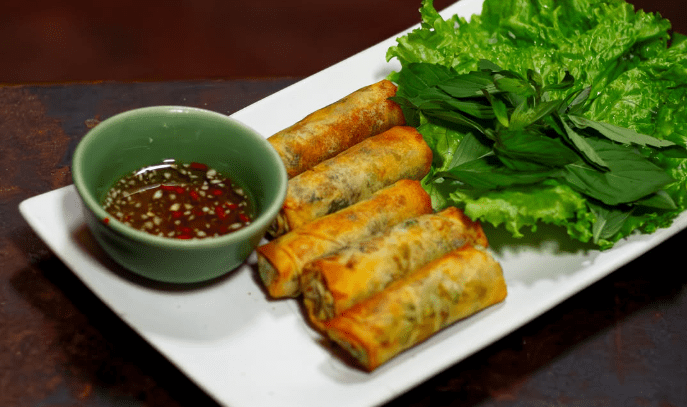 You are currently viewing Chả Giò: A Crispy Cornerstone of Vietnamese Cuisine